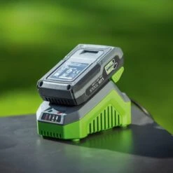 LUX 1 PowerSystem Starter-Set Mit 20 V 2 Ah Li-Ion Akku Und Schnellladegerät -LUX 4007871960514 A 01 1