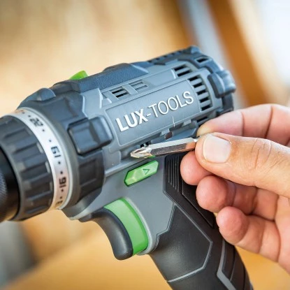 LUX Akku-Bohrschrauber-Set 1 PowerSystem A-BS-20 LUX Akku-Bohrschrauber-Set 1 PowerSystem A-BS-20 -LUX 4007871960682 A 03
