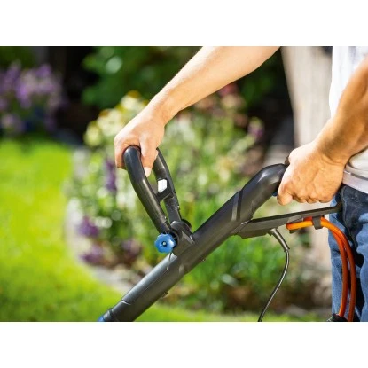 LUX Elektro-Rasentrimmer E-RT-550/30 LUX Elektro-Rasentrimmer E-RT-550/30 -LUX 4007872348717 100